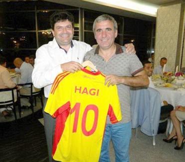 Filantrop ţepar: Ion Govoreanu n-a plătit nici acum pentru tricoul lui Hagi, cumpărat la o licitaţie caritabilă